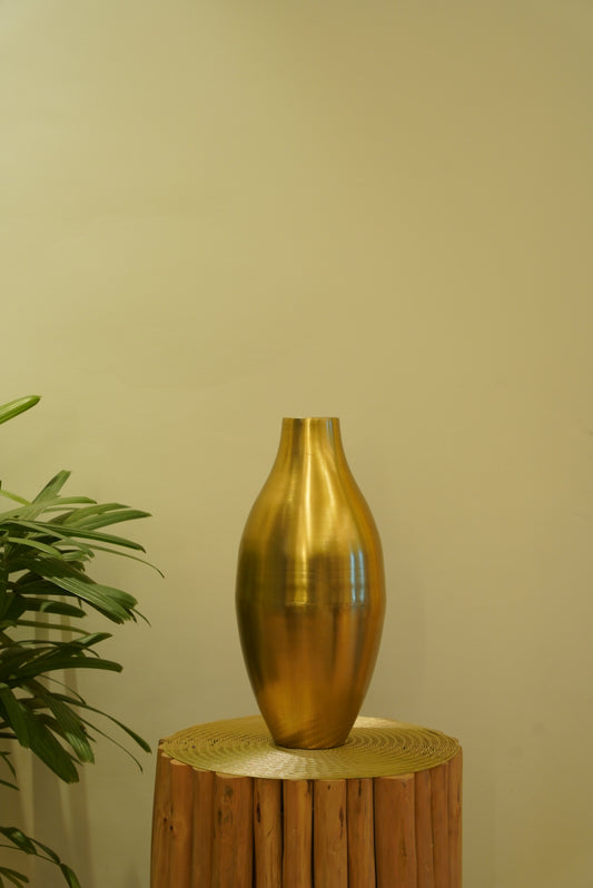 Auric Luxe Metallic Oval Vase