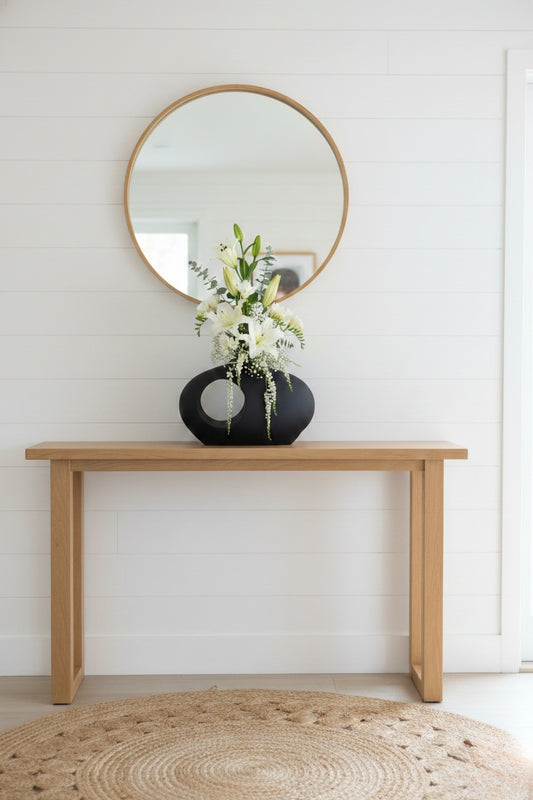 Eclipse Sculptural Donut Vase- Matte Black
